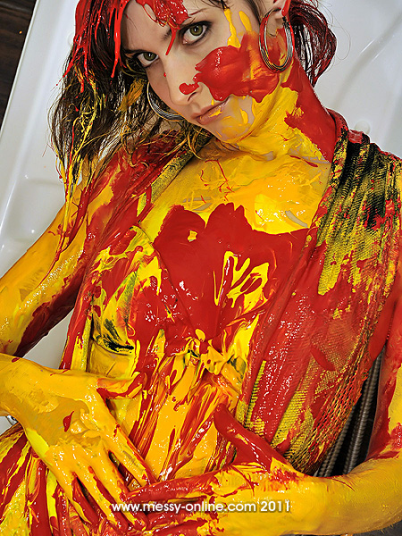 Messy Gallery 104